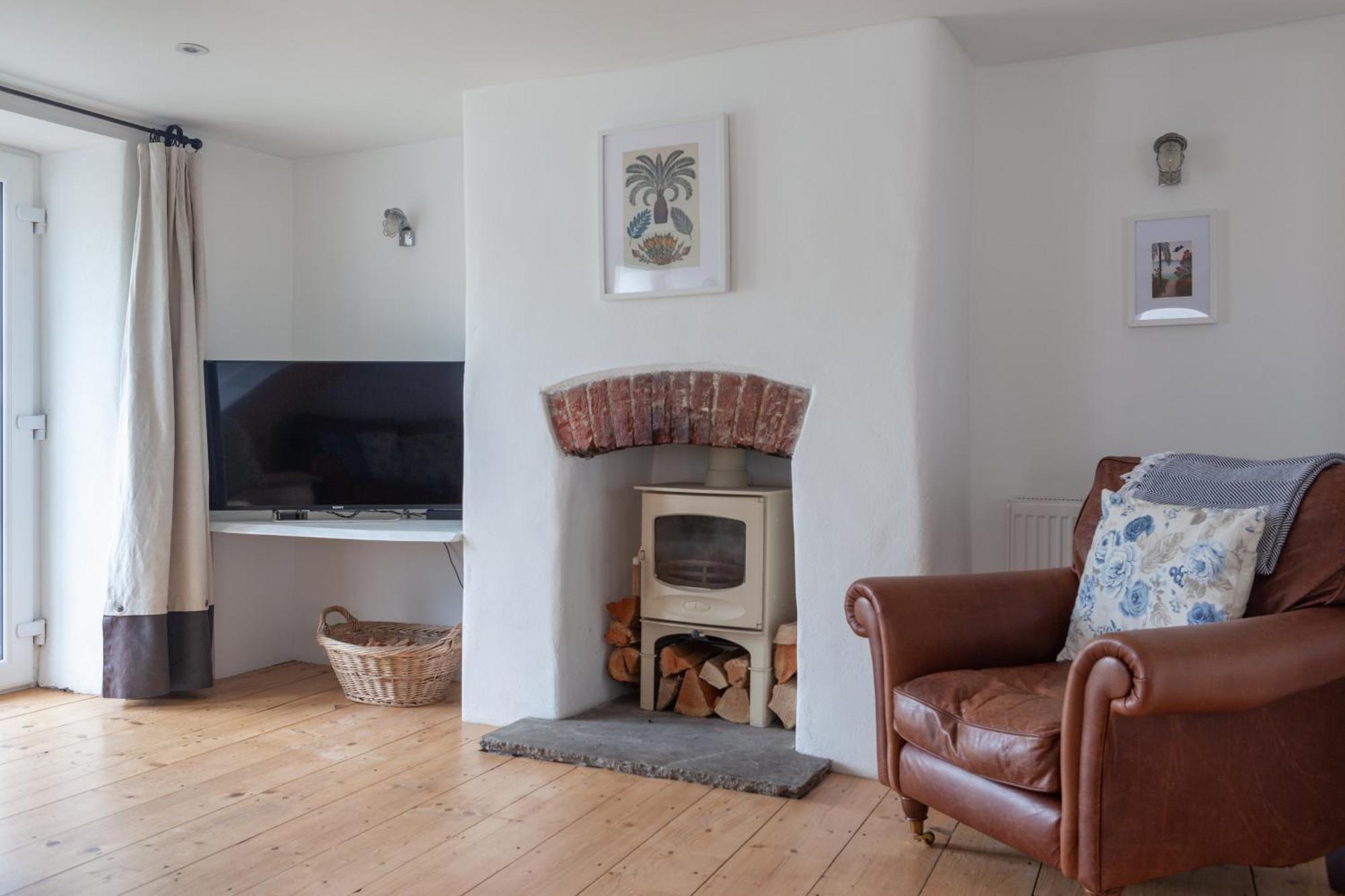 Cosy Beachside Cottage Bigbury Room photo