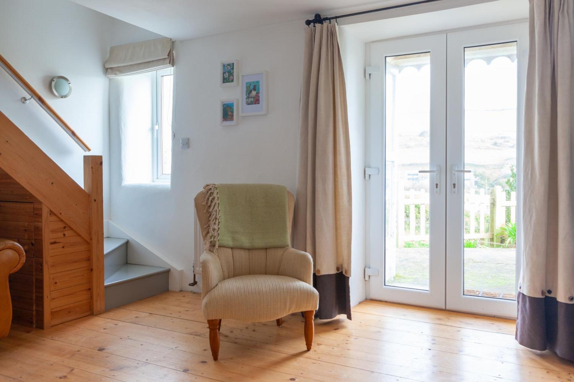 Cosy Beachside Cottage Bigbury Room photo