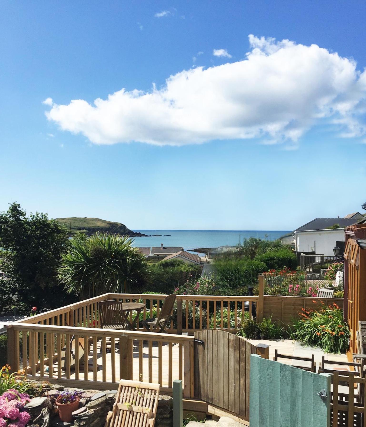Cosy Beachside Cottage Bigbury Exterior photo